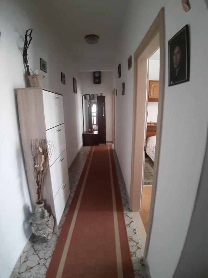 Apartmani Luce Sumartin Luaran gambar